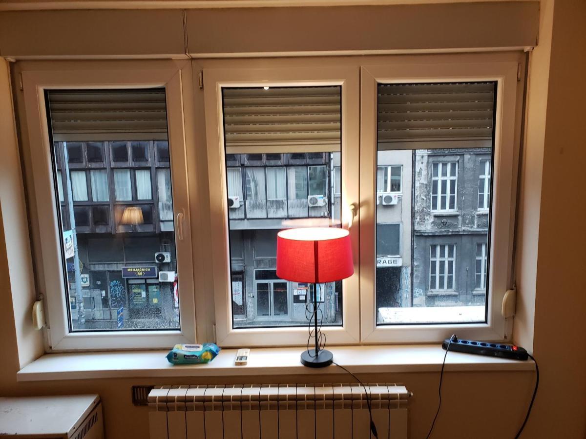 Apartment Private Cozy 1 With Shared Kitchen In Appartment, Downtown *
